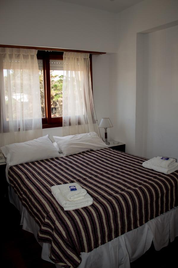 Hotel Alfa Villa Gesell Bagian luar foto